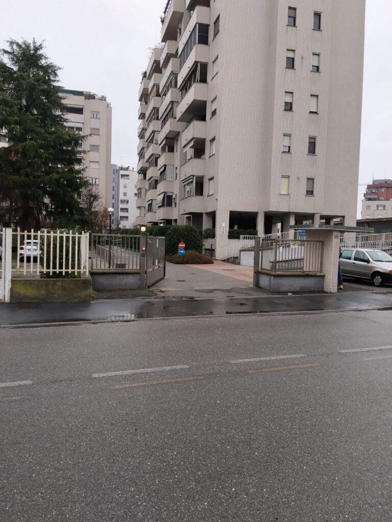 Esterno